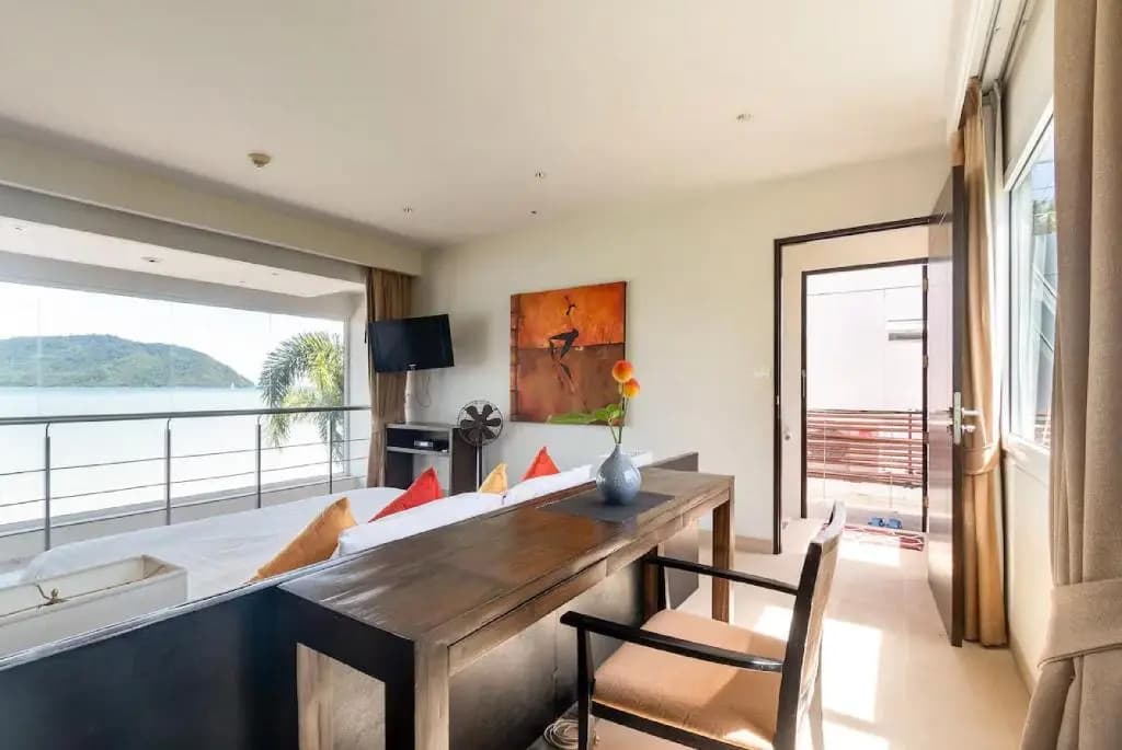 Raya Beachloft - main photo