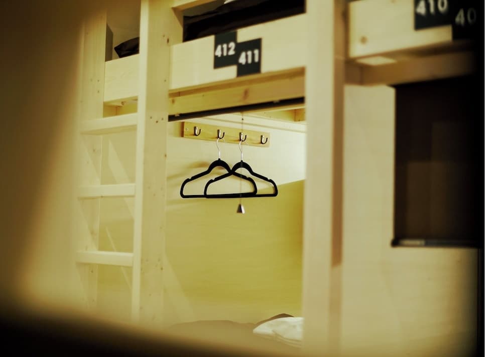 Akasaka Guesthouse HIVE - Hostel - photo 1