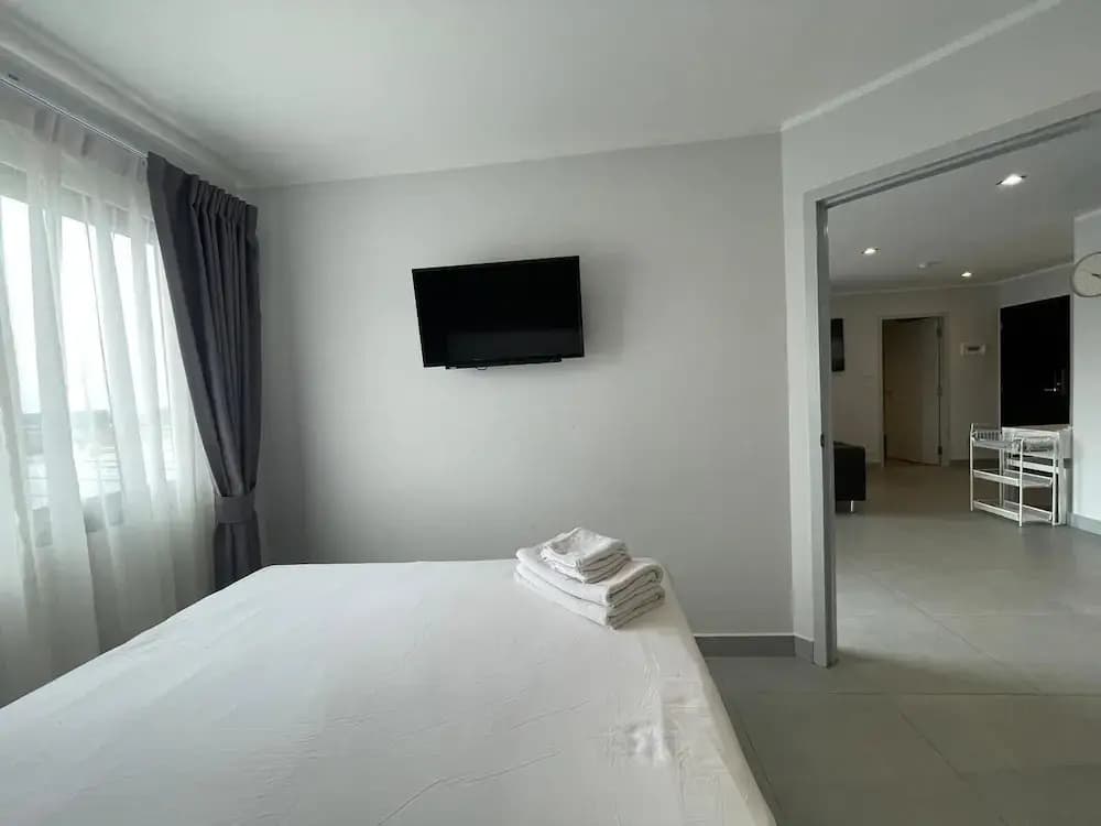 Rego 2 Bedroom Apartment - photo 13
