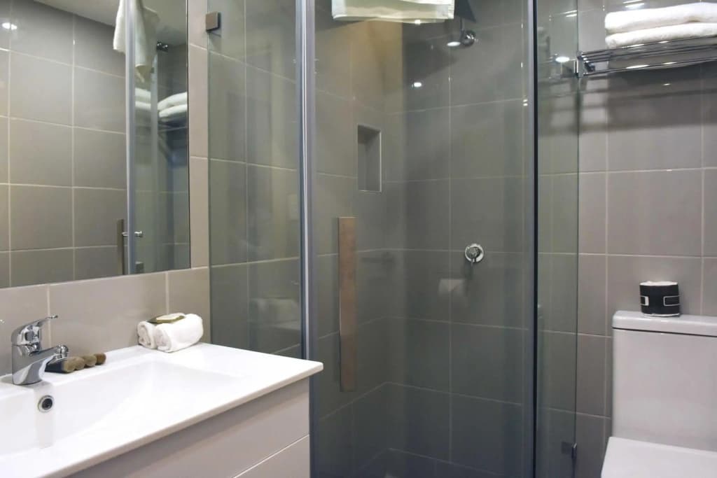 Buckingham Apartments - photo 7
