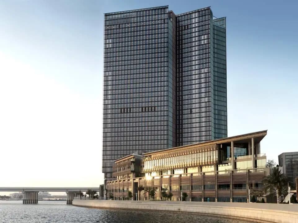 Four Seasons Hotel Abu Dhabi at Al Maryah Island - photo 25