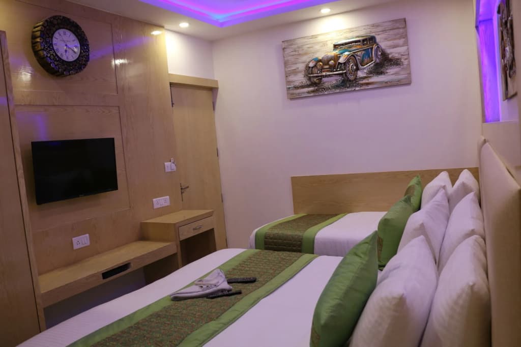 Hotel Prince Palace Deluxe - photo 4