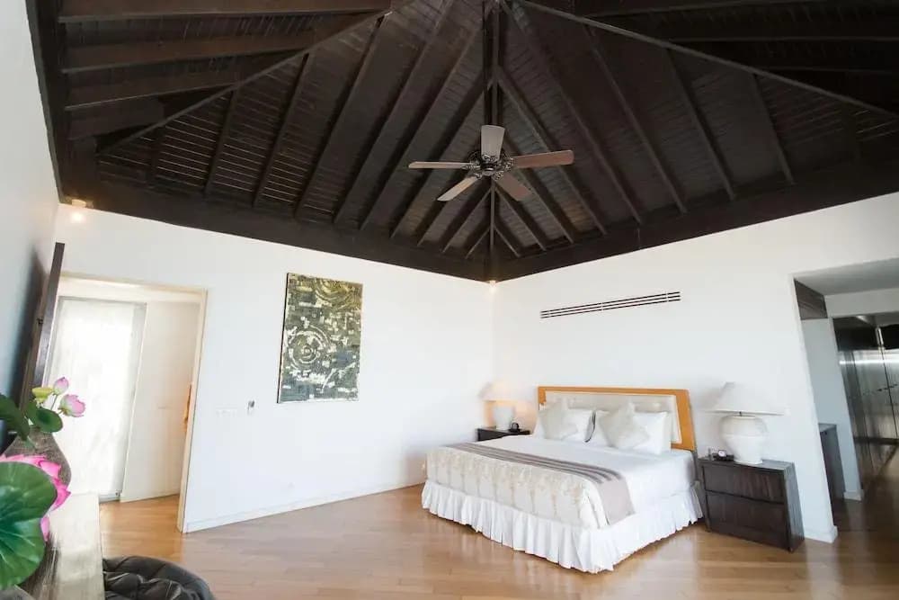 Beautiful 3-Bedroom Villa at Surin Beach - photo 3