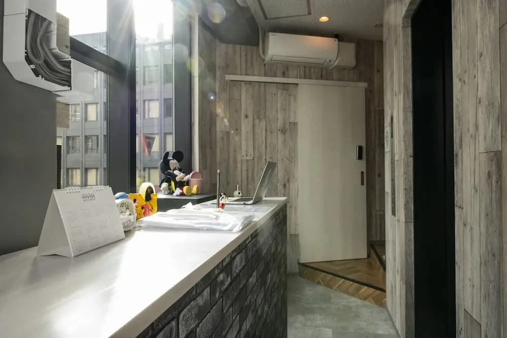bnb+ Kanda - Hostel - photo 15
