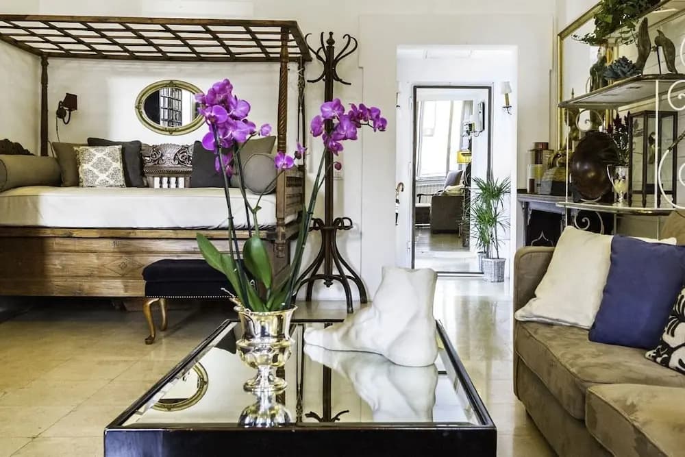 Augustus - Two Bedroom Condo - photo 2