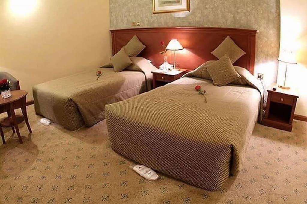 Royal Qatar Hotel - photo 4