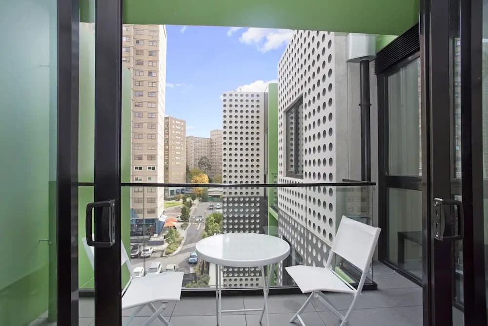 Astra Apartments Carlton - photo 5