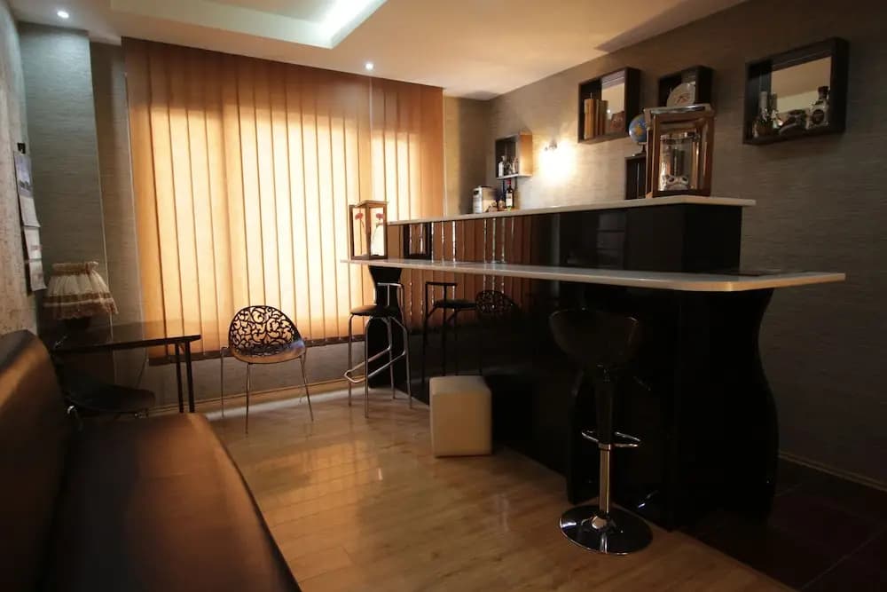 Hotel BU - photo 2