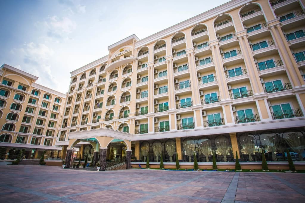LK Crystal Ville Pattaya - main photo