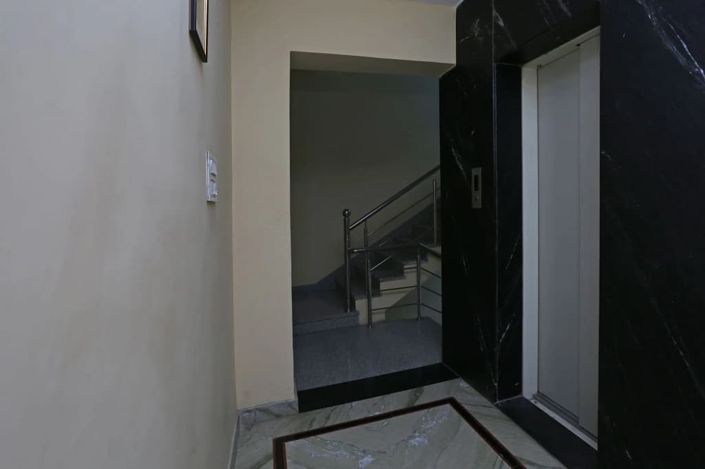 Anantkoti Hotel by OYO - photo 8