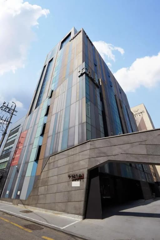 Tria Hotel - photo 1