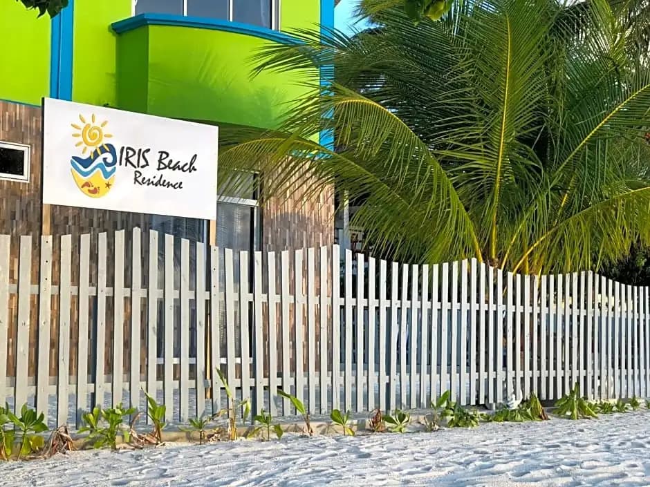Iris Beach Residence - photo 11