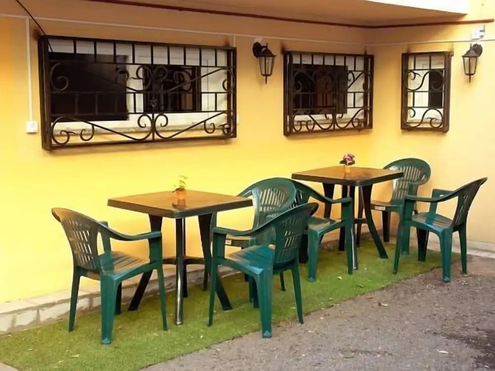 Cleopatra Palace Hostel - photo 13