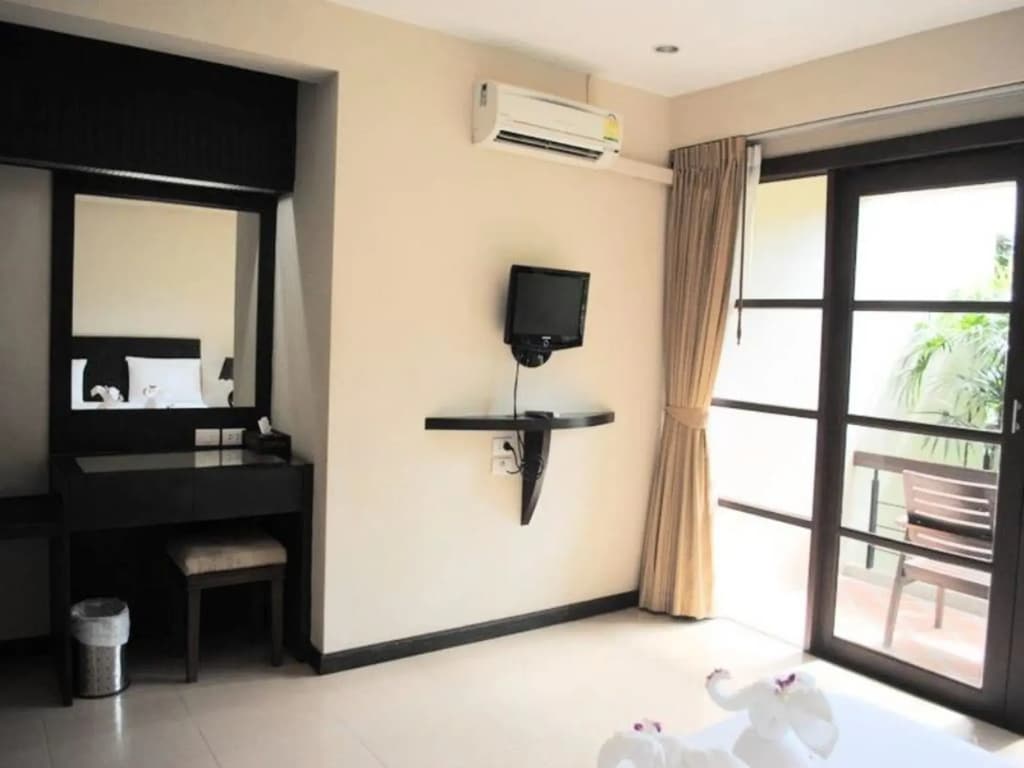 Thong Takian Resort - photo 4