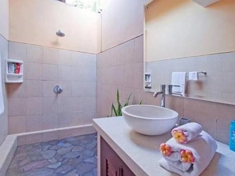 Wayan's Guesthouse - photo 7