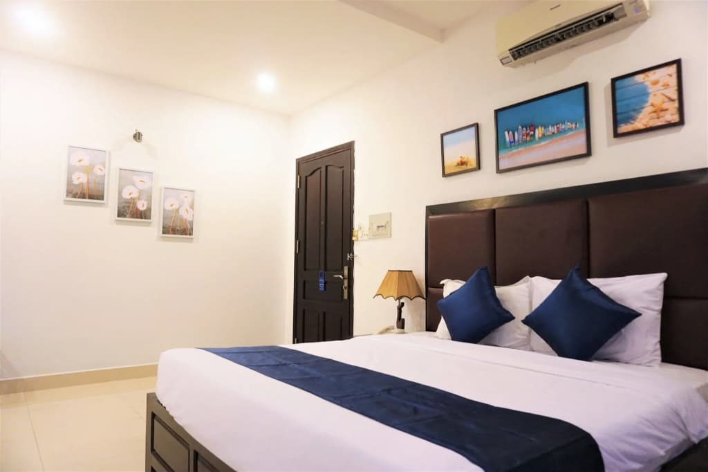 Chula Hotel - photo 4