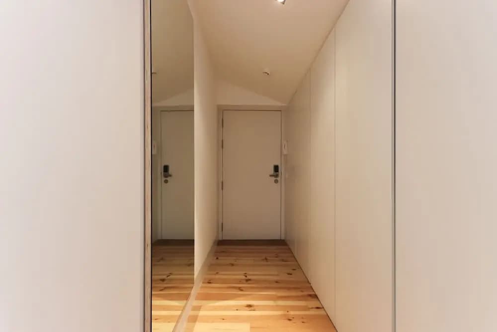 Combro Suites by Homing - photo 13