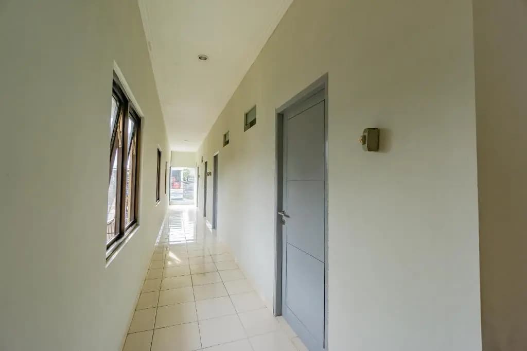OYO 2416 Griya Otista Syariah - photo 10