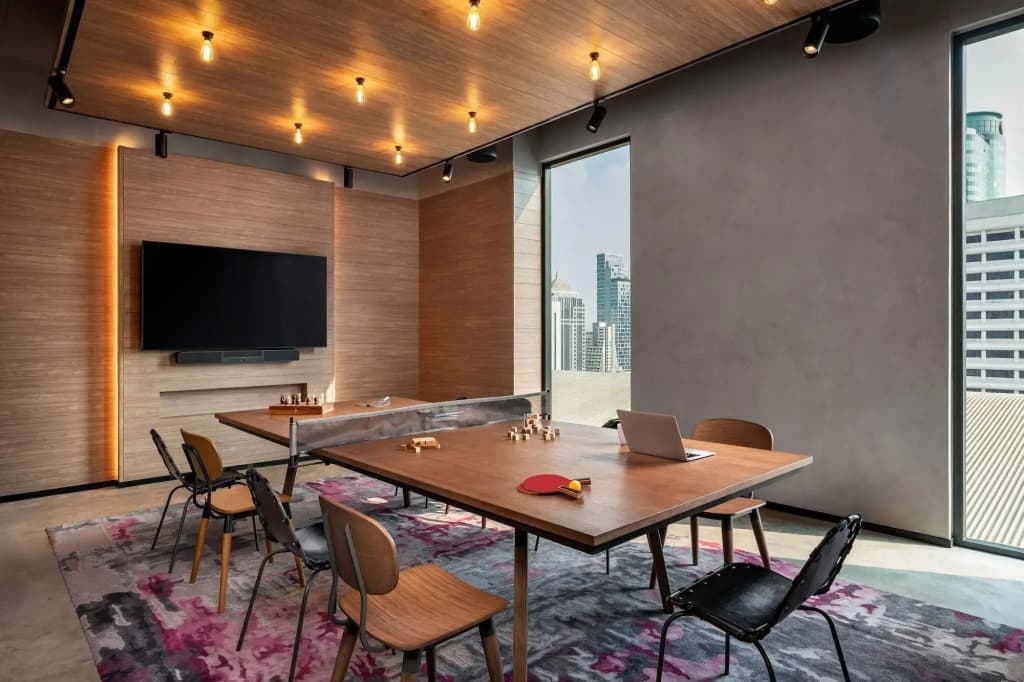 Moxy Bangkok Ratchaprasong - photo 11