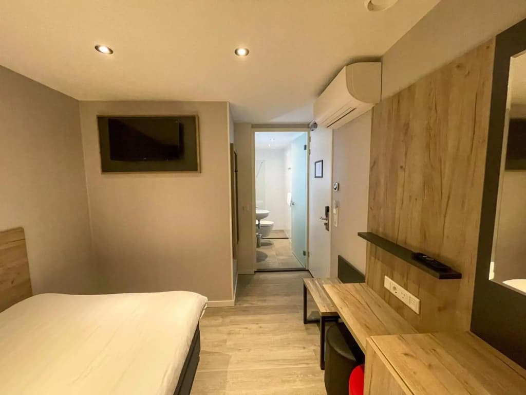 Joy Hotel - photo 25