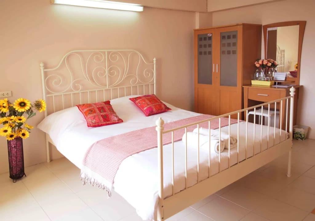 Thanapa Mansion - Hostel - photo 12
