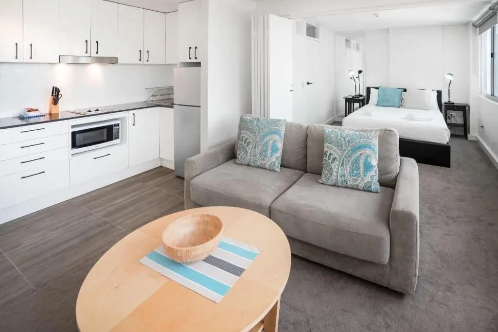1BR Studio near the Beach with Rooftop Pool - photo 2