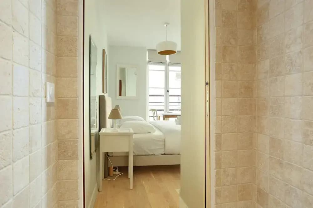 Charming Flat With AC - Center of Paris - photo 3