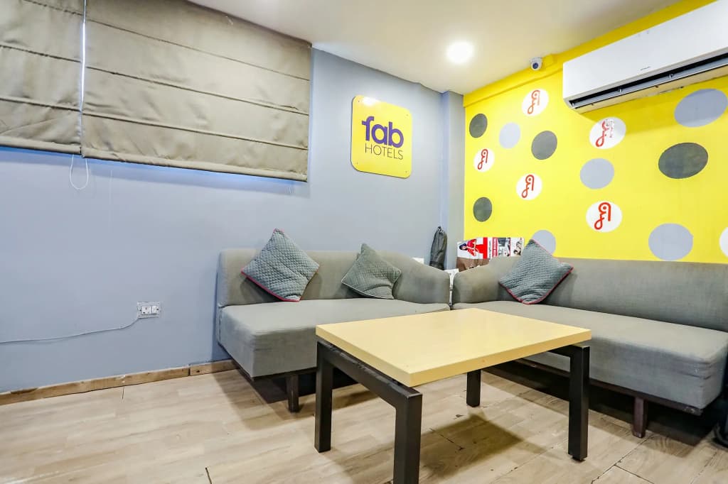 Fabexpress F9 Pitampura Inn - photo 12