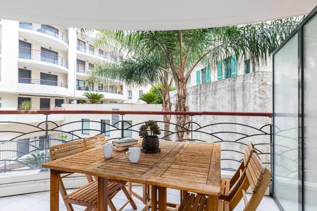 Nice 1 Bedroom downtown Carré d'Or with garage - photo 13