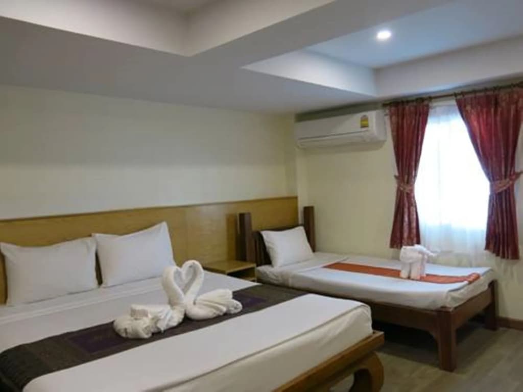 Patong Palace Hotel - photo 5