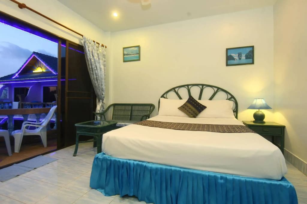 Patong Sunbeach Mansion - photo 5