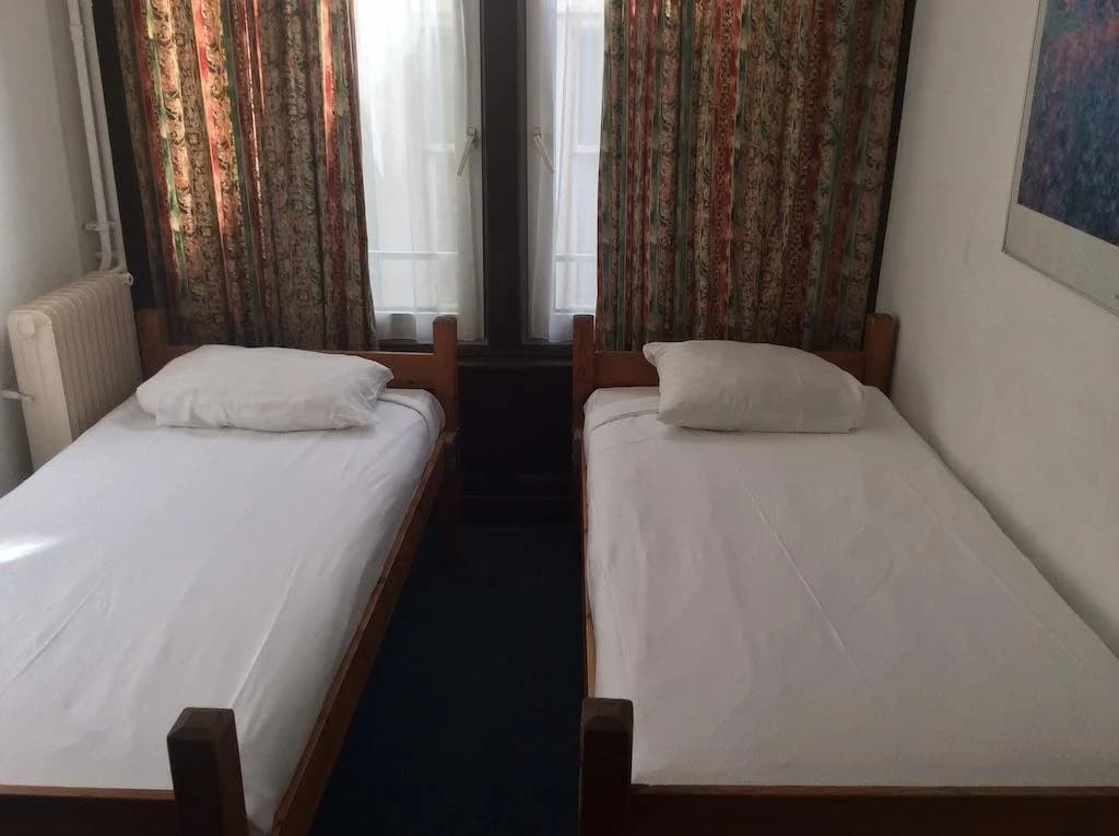 Hotel Crown - photo 6