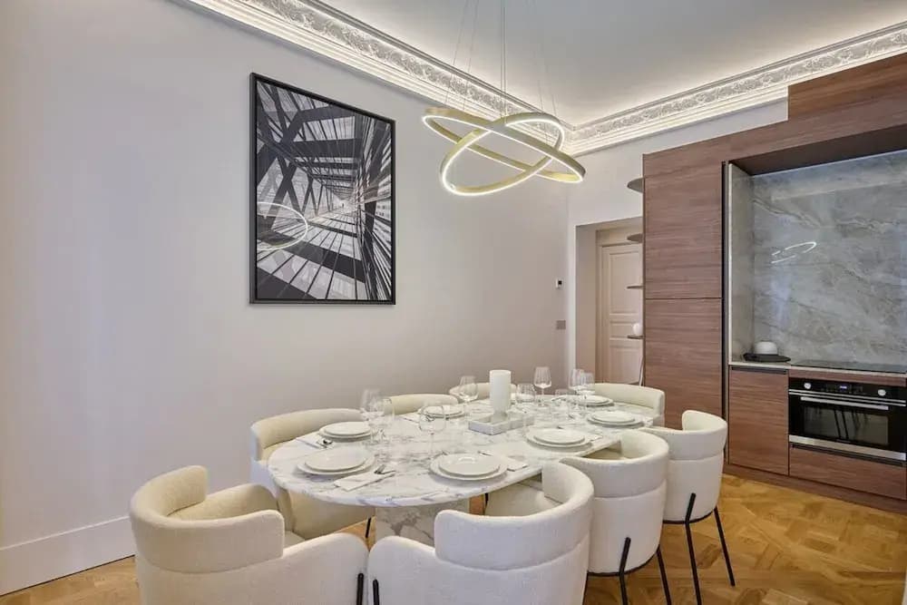 Luxurious Matignon/saint Honore Apartment - photo 13