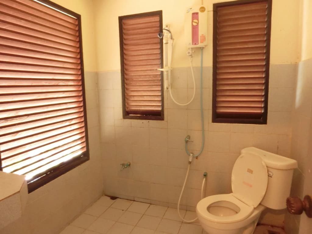 Bamboo Bay Resort - photo 8