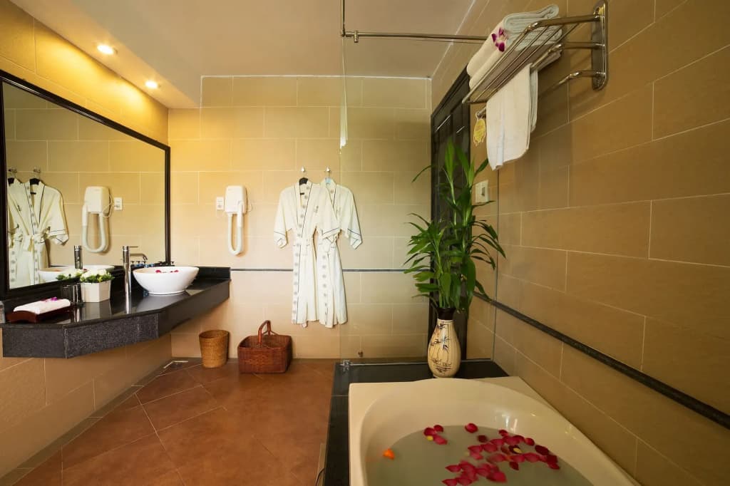 Hoi An Beach Resort - photo 11