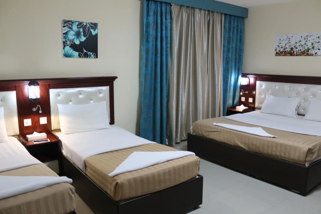 Mariana Hotel - photo 18