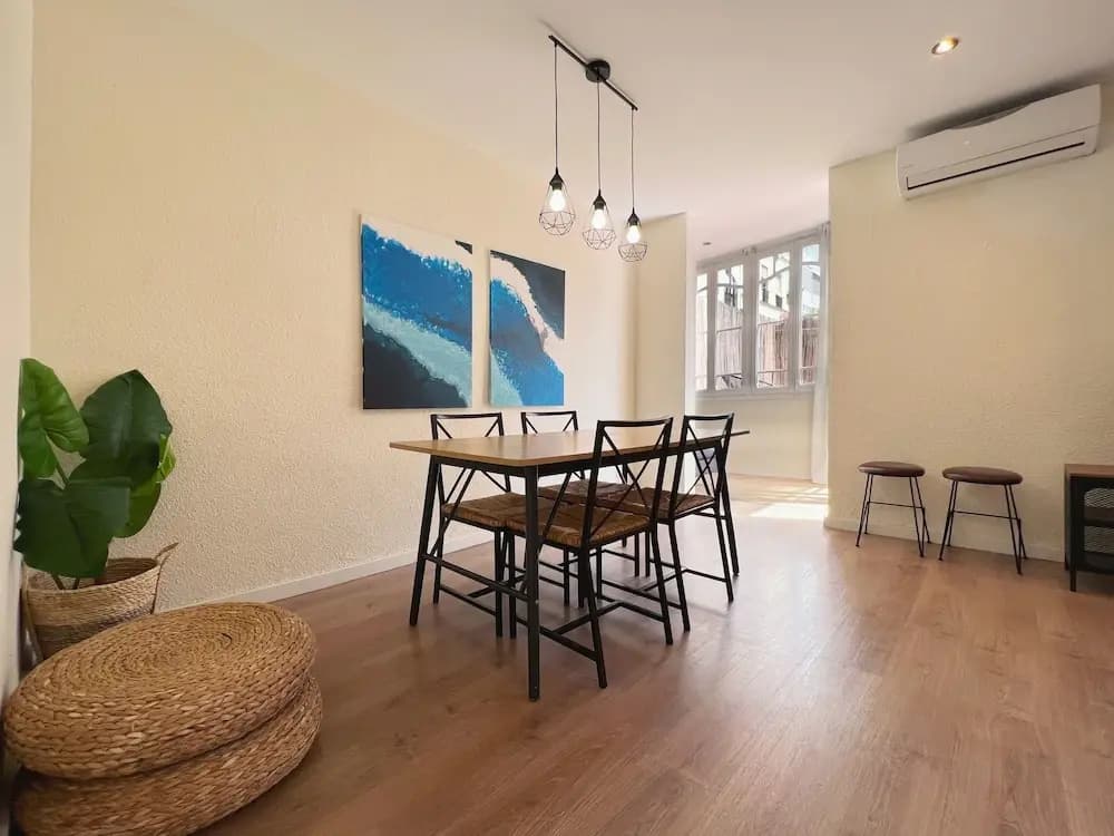Stay U-nique Apartments Rocafort - photo 6