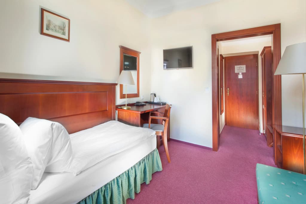 Hotel Lunik - photo 3