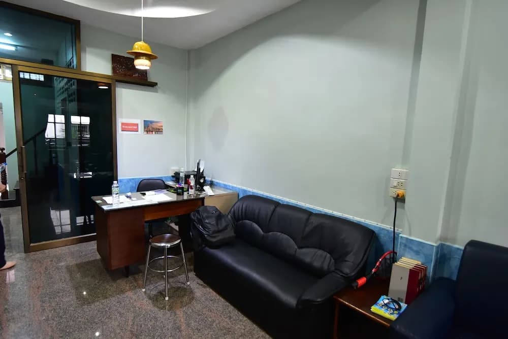 5 Minute Hostel - photo 2
