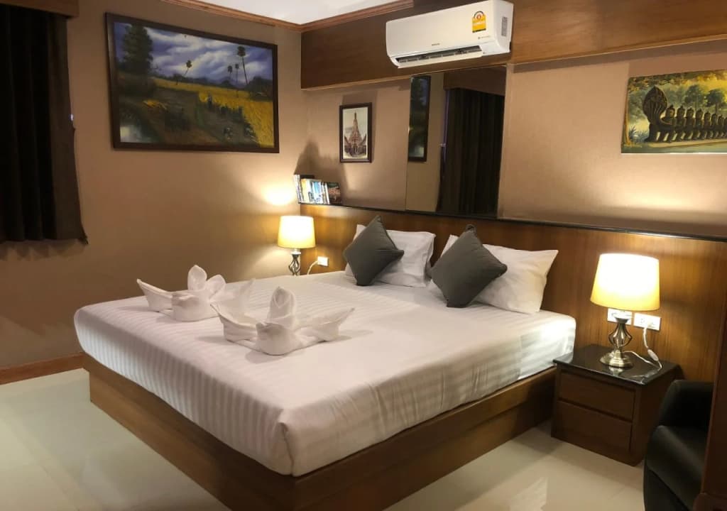 Alexander Hotel Patong - main photo