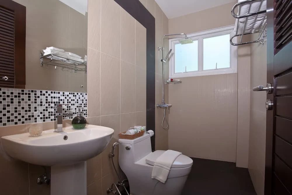 Kata Horizon Villa B2 4 Bed - photo 8