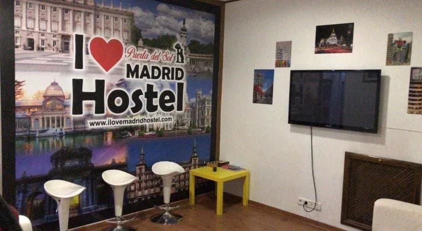 I Love Madrid Hostel - photo 20