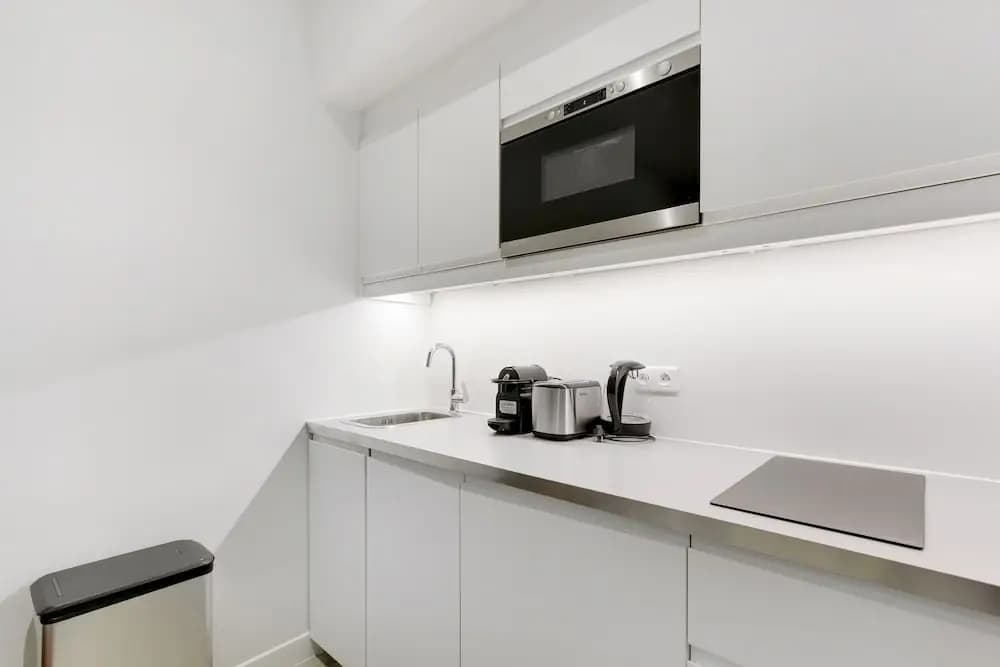 Pick A Flat's Passage Cardinet apartment - photo 5