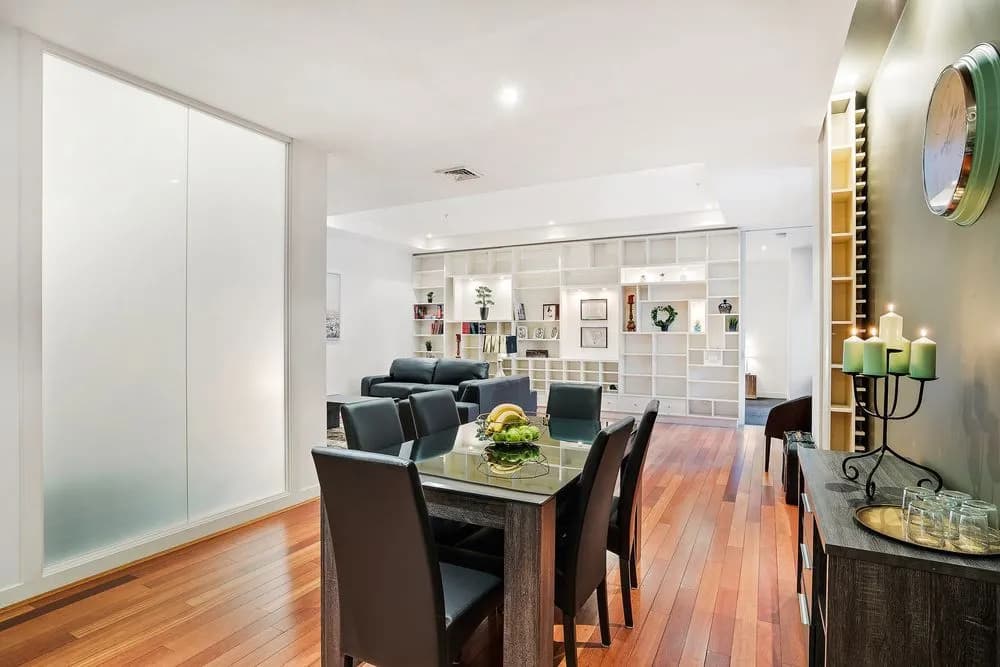 Sanctuary Apartments - Collins St CBD - photo 10