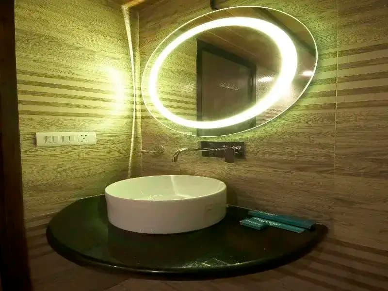 iLodge  Main Bazaar - photo 9