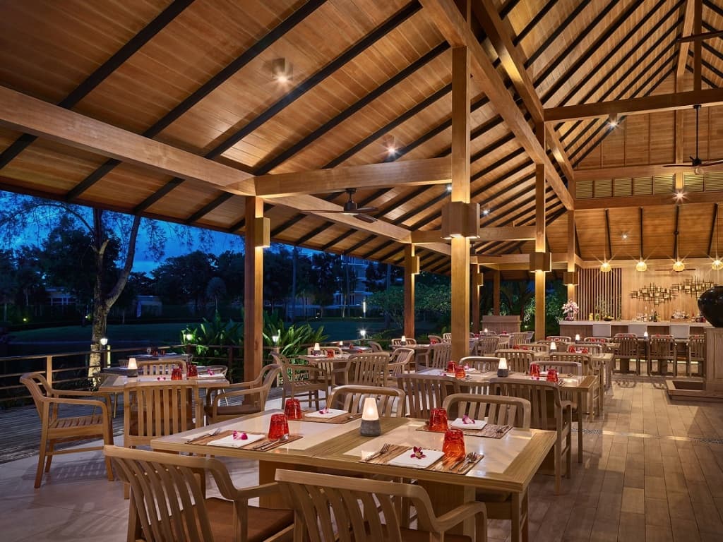 Splash Beach Resort - photo 21