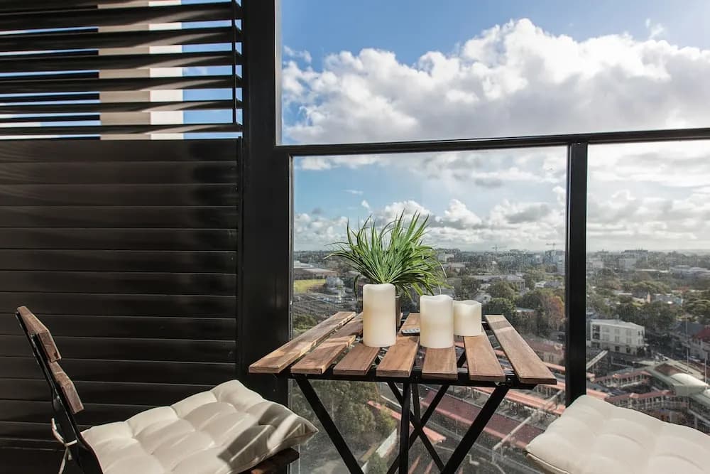 Redfern One Bedroom Apartment with Views - photo 5