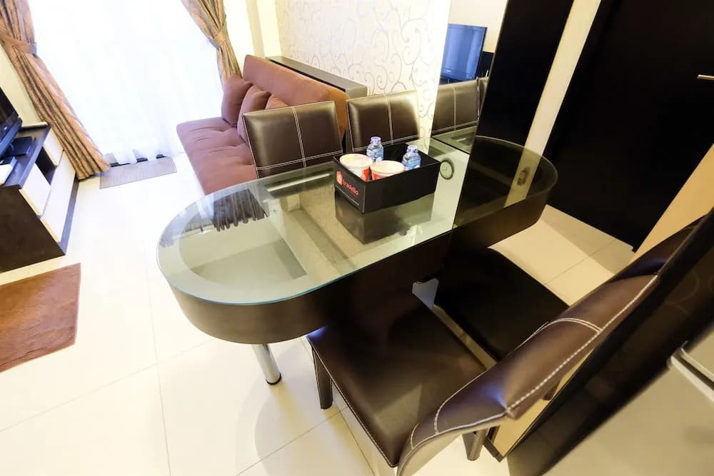 Homey Westmark Tanjung Duren Apartment near Taman Anggrek - photo 10
