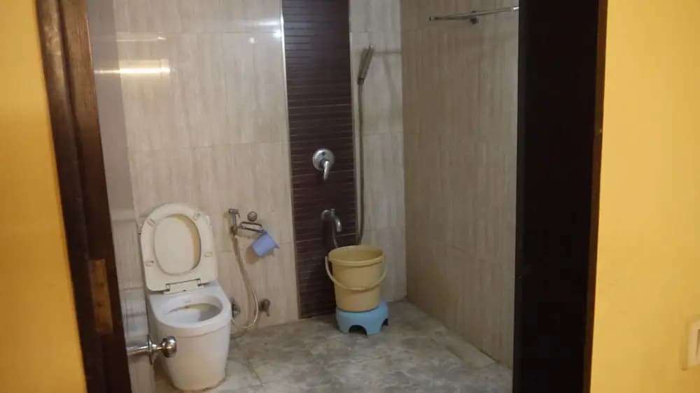 Hotel Durga Deluxe - photo 8