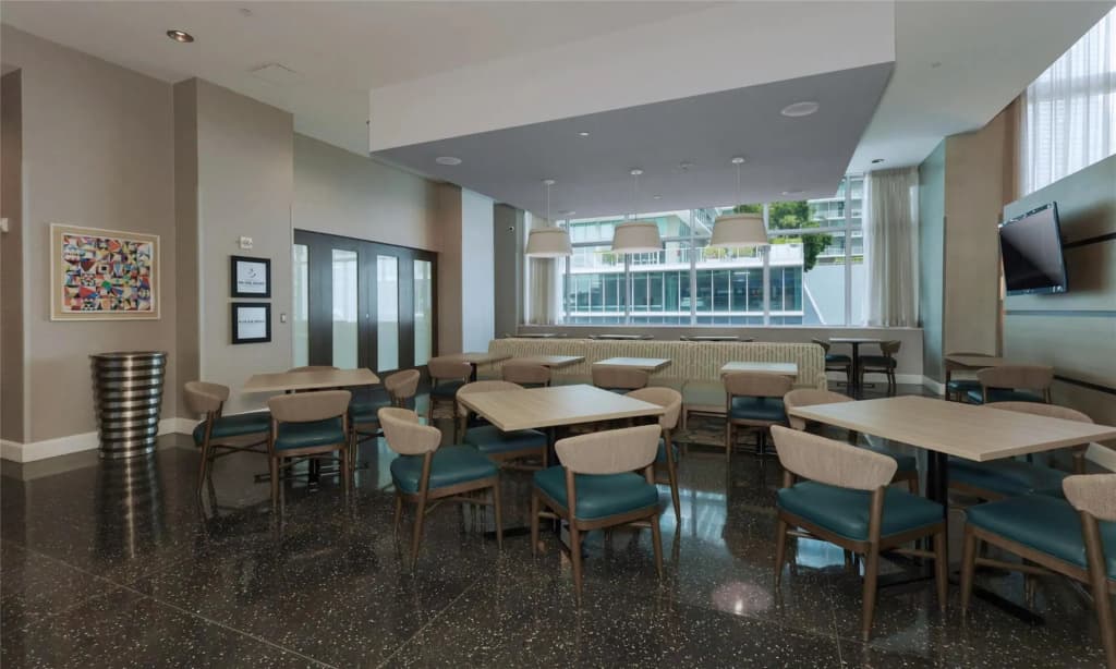 Hampton Inn & Suites Miami/Brickell-Downtown - photo 48